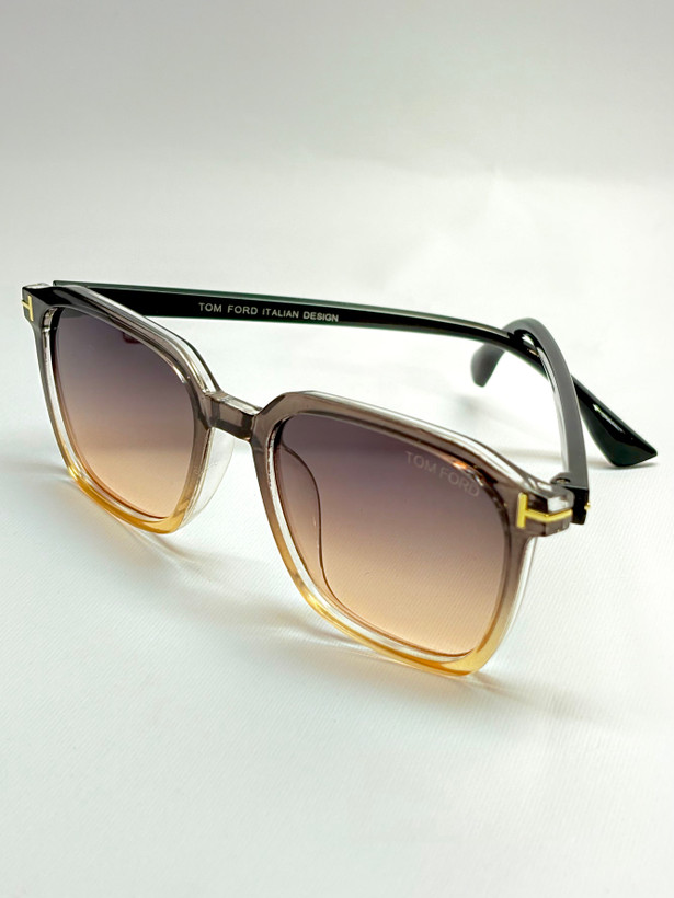 عینک افتابی زنانه TOM FORD 5057