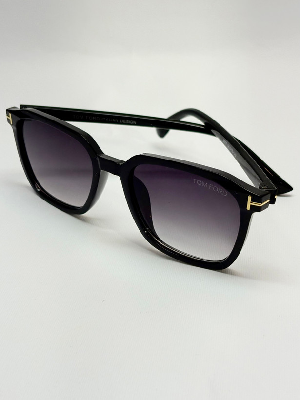 عینک افتابی زنانه TOM FORD 5057