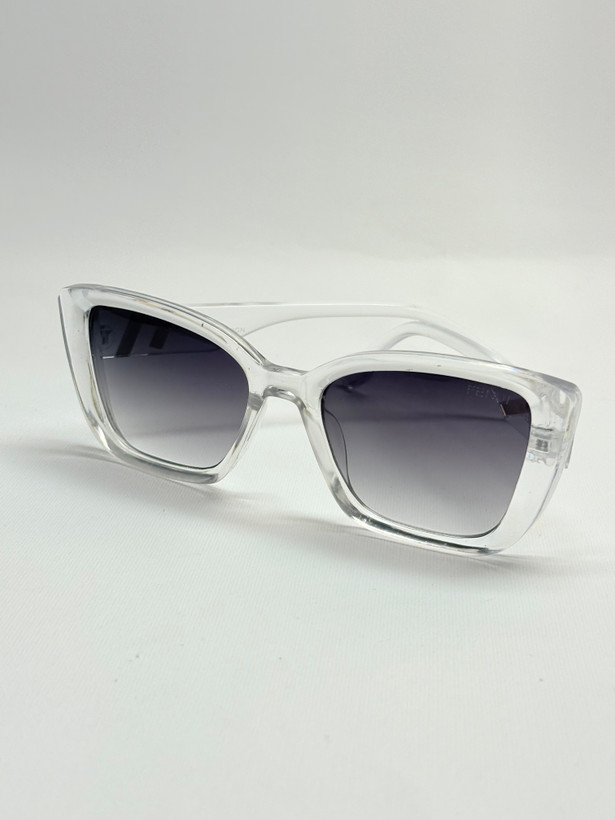 عینک افتابی زنانه۵۰43FENDI