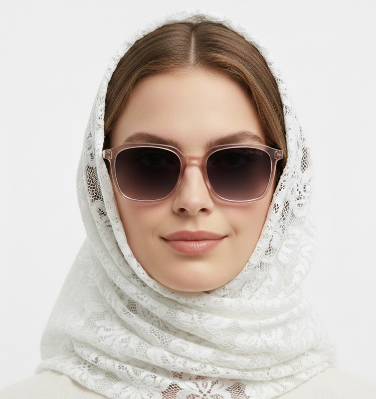 عینک افتابی زنانه TOM FORD 5057