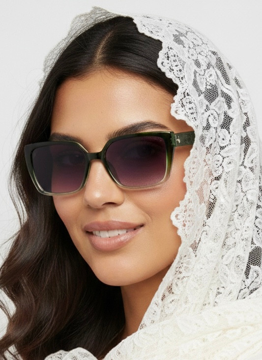 خرید عینک افتابی زنانه۵۰۲۸ CHANEL | گالری روژانو