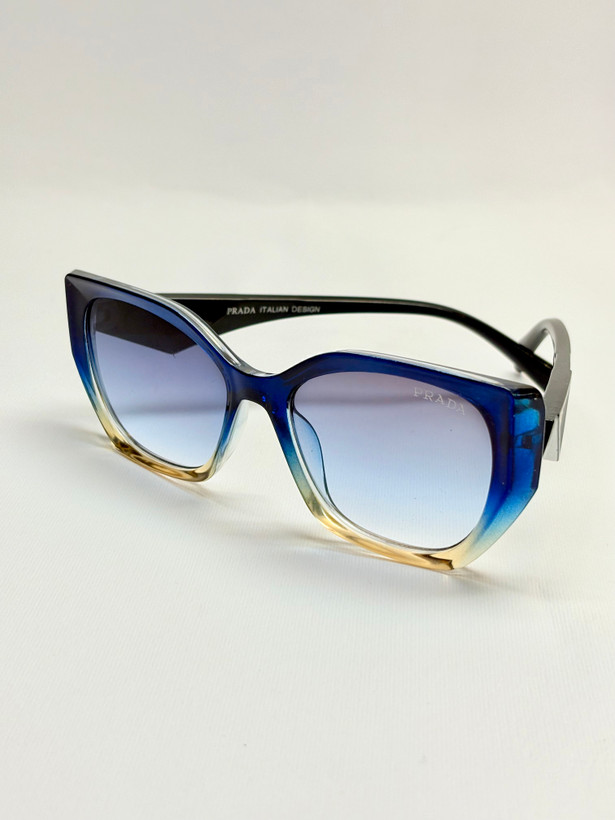 خرید عینک افتابی زنانه۵۰۵۲ PRADA | گالری روژانو